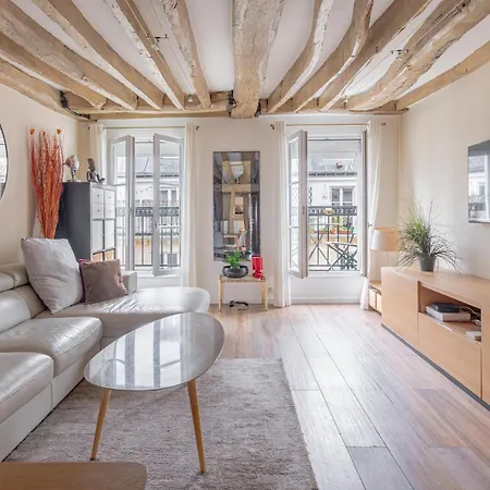 Heart Of Paris, Montorgueil, Charming Duplex Apartment