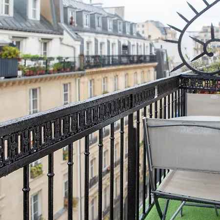 Heart Of Paris, Montorgueil, Charming Duplex Apartment *